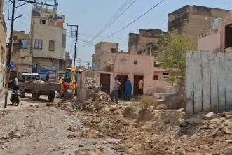 सरदारशहर में अतिक्रमण हटाने की कार्रवाई तेज, दो मकान मालिकों ने स्वेच्छा से हटाया कब्जा 10 SARDARSHAHAR NEWS image 2 SARDARSHAHAR NEWS